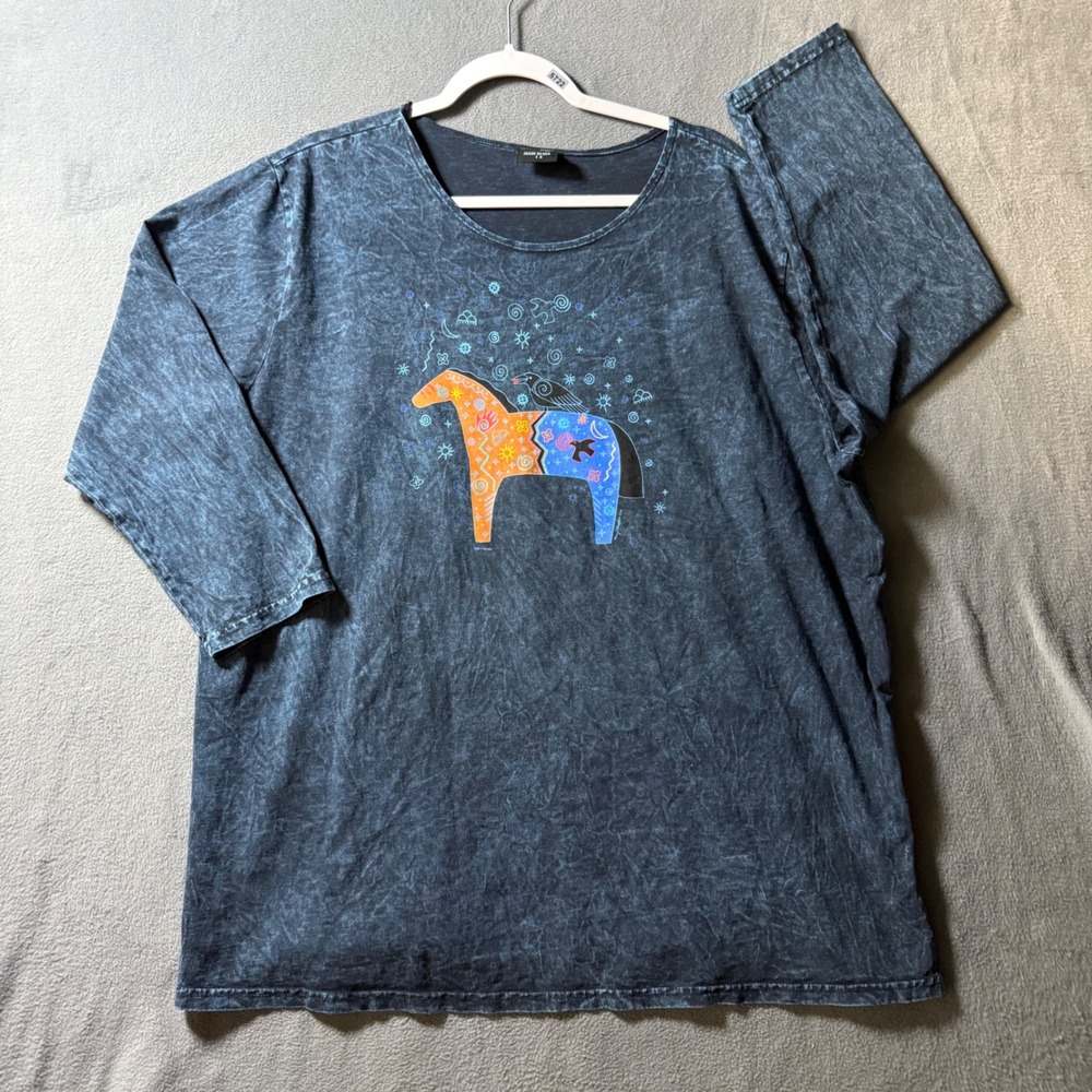 Sabaku Artwear Women 1X Blue Mineral Wash Horse Raven Southwest Long Sleeve Top